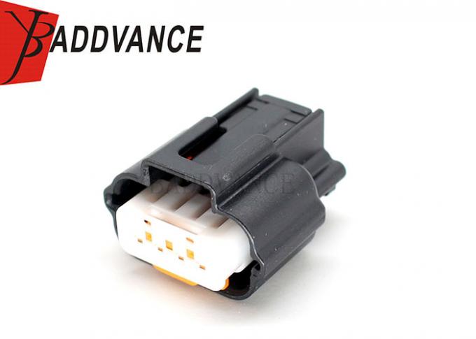 PK605-04027 4 Pin Female Connector , Mitsubishi Electrical Connectors