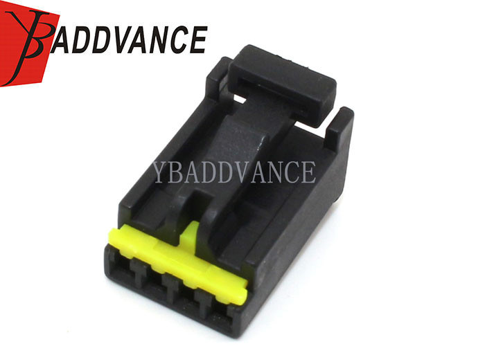 PA Fuel Pump Connector / 4 Pin Female Connector With Yellow Locking