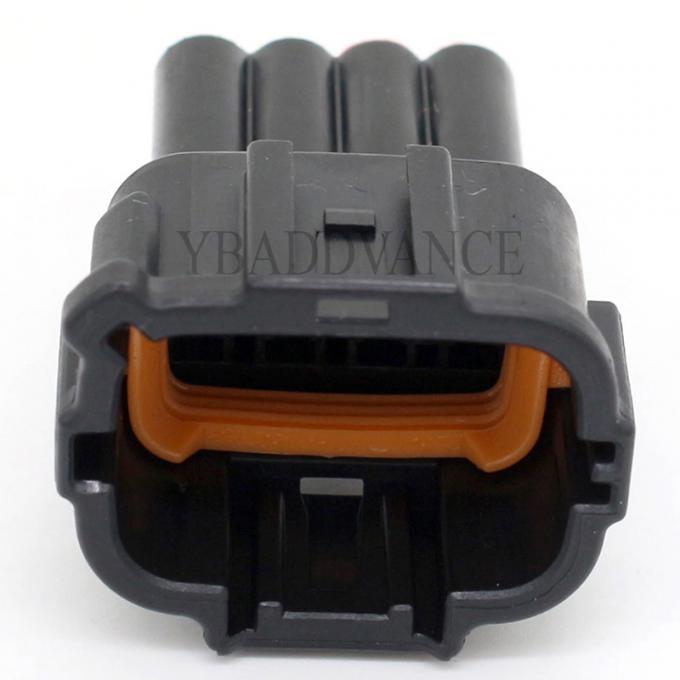 Sumitomo Ignition Harness Connector / 8 Pin Male Connector 69181780