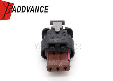 Sealed 3 Pin Female 2208316-1A Tyco AMP Connector For VW