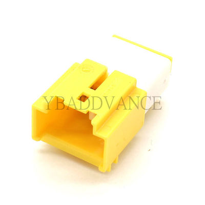 4 Pin Male 0-1411067-1 PBT TE Connectivity AMP Connectors