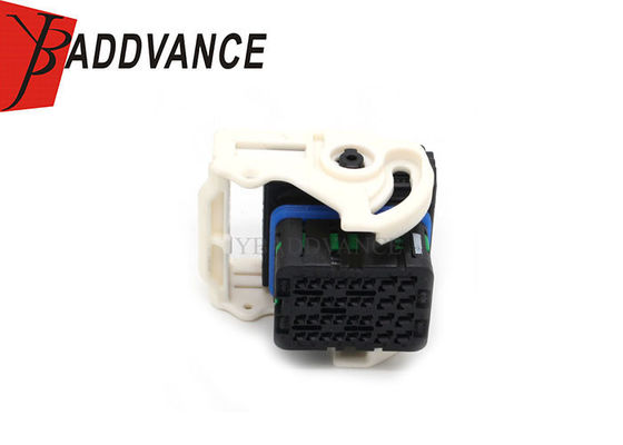 32 Pin TE/AMP Plastic Wiring Harness Connector Black Female Sealed Electrical