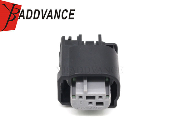 2-967642-1 TE Connectivity AMP Waterproof 3 Pin Female Connectors Fit For Audi