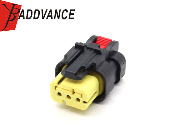 TE Connectivity AMP 3 Pin Female Waterproof Auto connector 776523-3