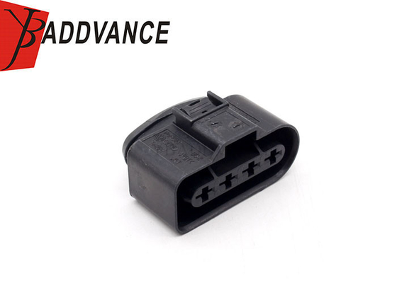 4M0973724 Electrical Headlight 4 Pin Female Connector For VW Audi Q7 2016-2022