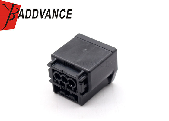 90980-12D13 Waterproof Electric Auto Wiring Sockets3 Pin Female Connector For Toyota 6189-7831