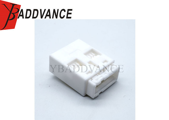 7282-8665 MG641425 16 Pin Automotive Unsealed Male Car Navigation Cable Connector
