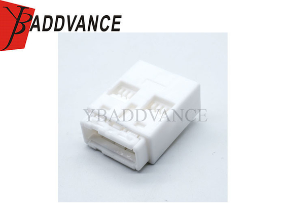 7282-8665 MG641425 16 Pin Automotive Unsealed Male Car Navigation Cable Connector