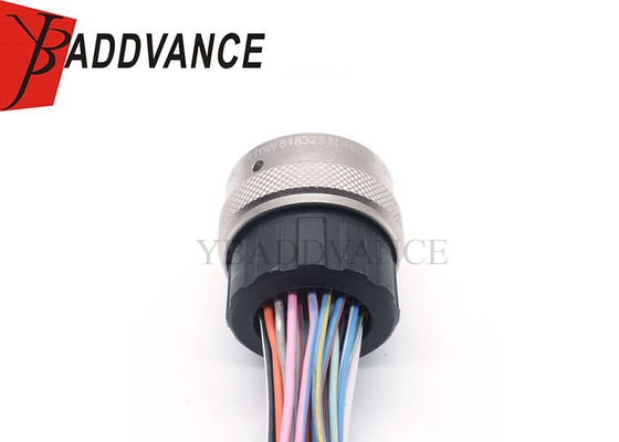 RT0W61832SNHEC03 RT0W01832PN03 Amphenol 32 Pin Male Female Metal Connector