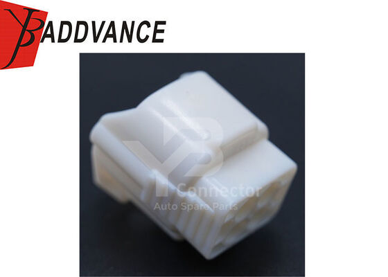 YB Connectors S-umitomo Female 4 Pin Fuel Pump Connector For Toyota Camry 6189-0168