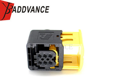 6 Way / Pin TE Connectivity AMP Connectors AMP HDSCS Series 1-1418469-1