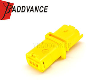 Yellow FCI Sicma Connectors 1.5mm Series / 3 Pin Male Connector Housing With Terminals