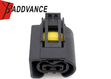 Diesel Fuel Injector Connector Replacement For Water Pump 50290937 L-BW50290937 1967412-2