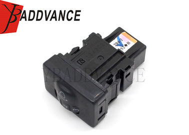 5 Pin Electrical Headlamp Reverse Switch Connector For Toyota 841520K070