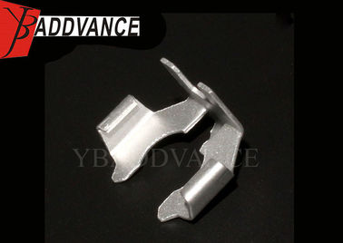 Small Fuel Injector Retaining Clips Automotive Replacement Parts For Rail Securing