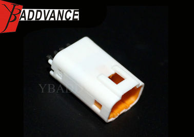 White Header 1 Row Automotive Electrical Connectors 4 Pin Male Connector For Japanese Car