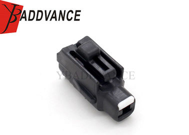 1 Way TS 187 Female Starter Connector Plug 90980-11400 / 6189-0413 For Toyota Lexus