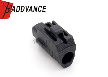 1 Way TS 187 Female Starter Connector Plug 90980-11400 / 6189-0413 For Toyota Lexus