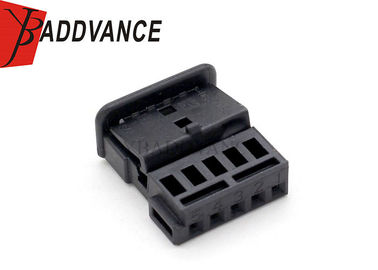 2.54mm 5 Pin Female TE Connectivity AMP Connectors 2289208-1 PBT Material