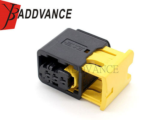 HDSCS 3 Pin TE Connectivity AMP Connectors 0-1418451-1