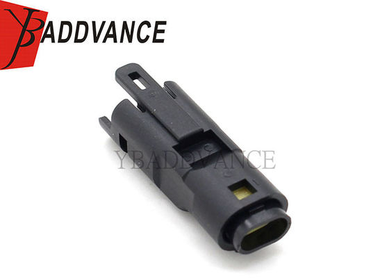 52266-0211 Molex P25 Series 2 Pin Male Connector With 24AWG Harness