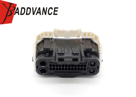 Auto 28 Pin 100μA TE Connectivity AMP Connectors
