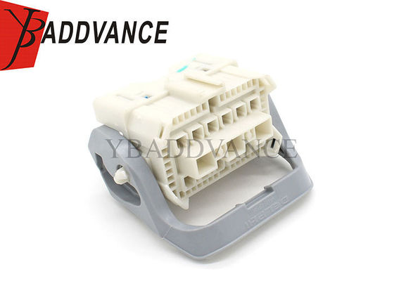 57 Pin White Delphi Auto Electrical Connectors With Terminals