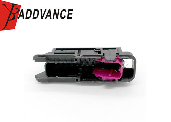 1813109 / 1813108 28 Pin AMP TYCO Connector For VW Wire To Wire